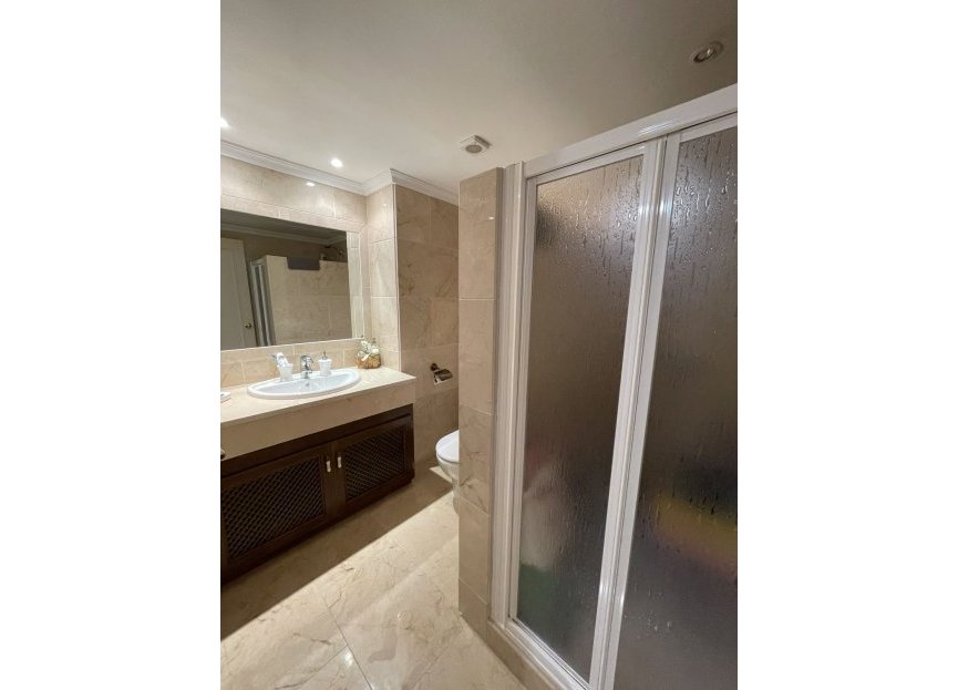 Resale - House - Townhouse - Marbella - Altos de los Monteros