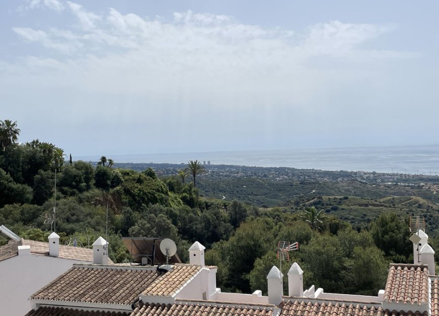 Resale - House - Townhouse - Marbella - Altos de los Monteros