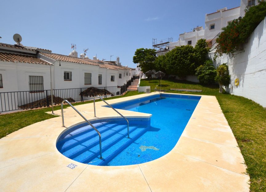 Resale - House - Townhouse - Marbella - Altos de los Monteros