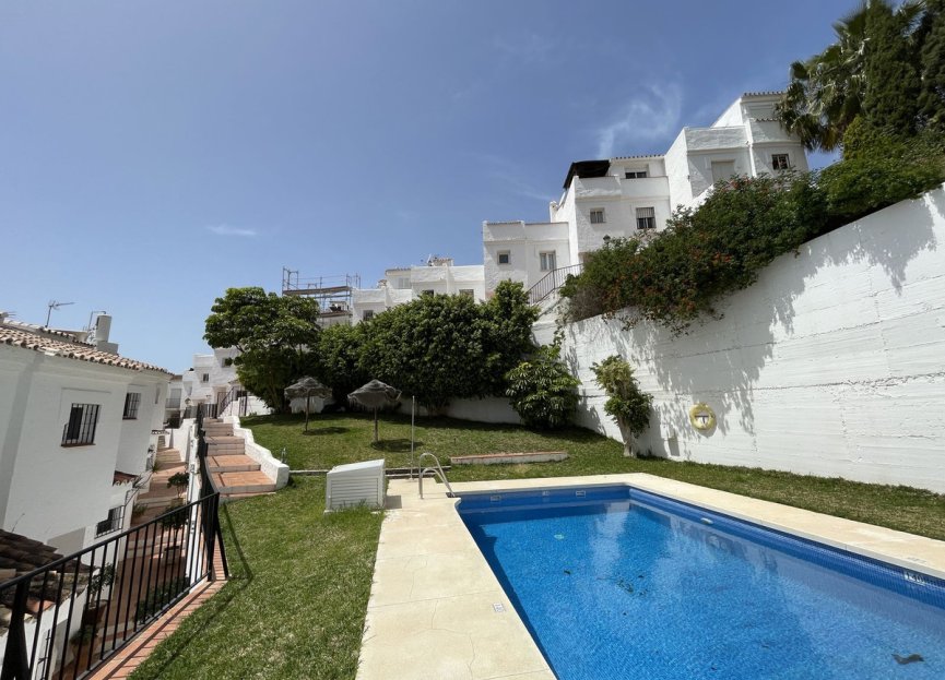 Resale - House - Townhouse - Marbella - Altos de los Monteros