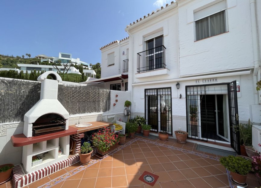 Resale - House - Townhouse - Marbella - Altos de los Monteros