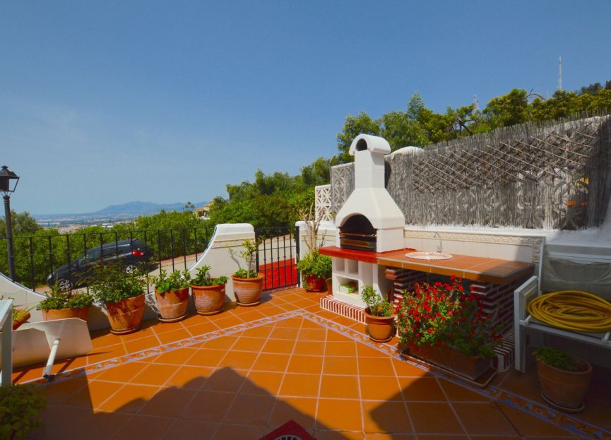 Resale - House - Townhouse - Marbella - Altos de los Monteros