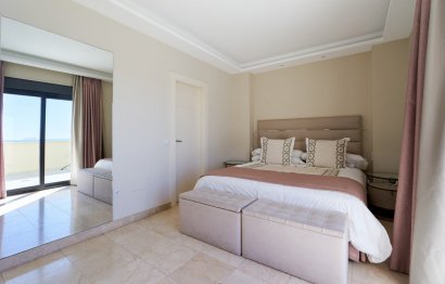 Resale - Apartment - Penthouse - Estepona - Estepona Centro