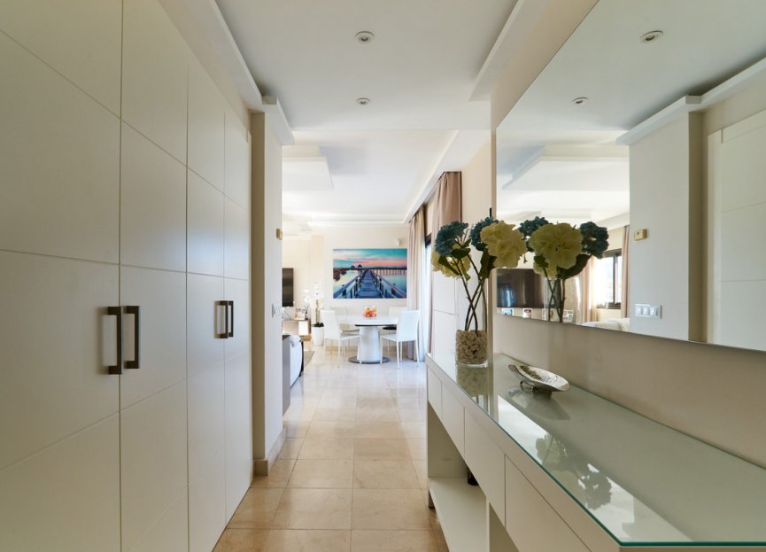 Resale - Apartment - Penthouse - Estepona - Estepona Centro