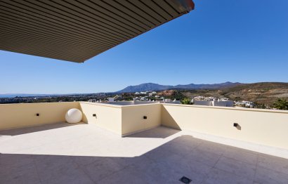 Resale - Apartment - Penthouse - Estepona - Estepona Centro