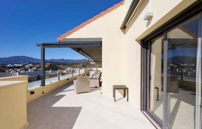 Resale - Apartment - Penthouse - Estepona - Estepona Centro