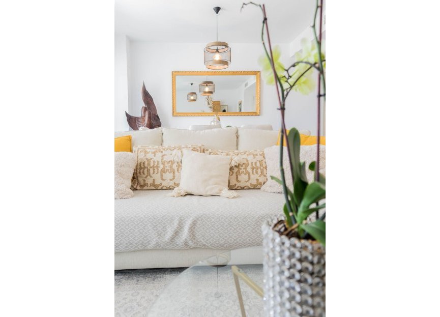 Resale - Apartment - Middle Floor Apartment - Fuengirola - Fuengirola Centro