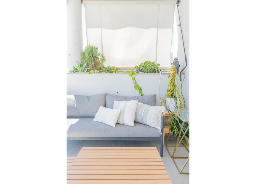 Resale - Apartment - Middle Floor Apartment - Fuengirola - Fuengirola Centro