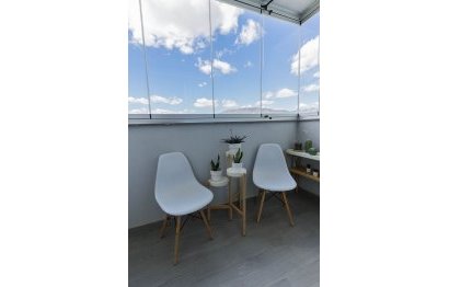 Resale - Apartment - Middle Floor Apartment - Fuengirola - Fuengirola Centro