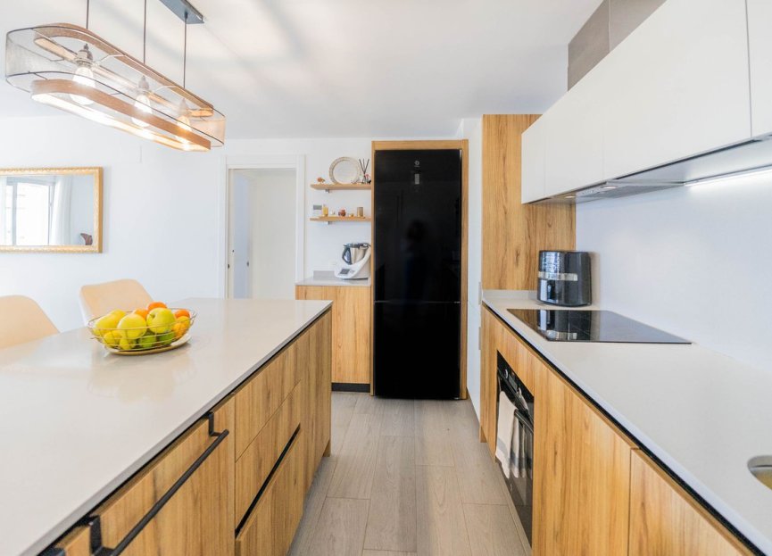 Resale - Apartment - Middle Floor Apartment - Fuengirola - Fuengirola Centro