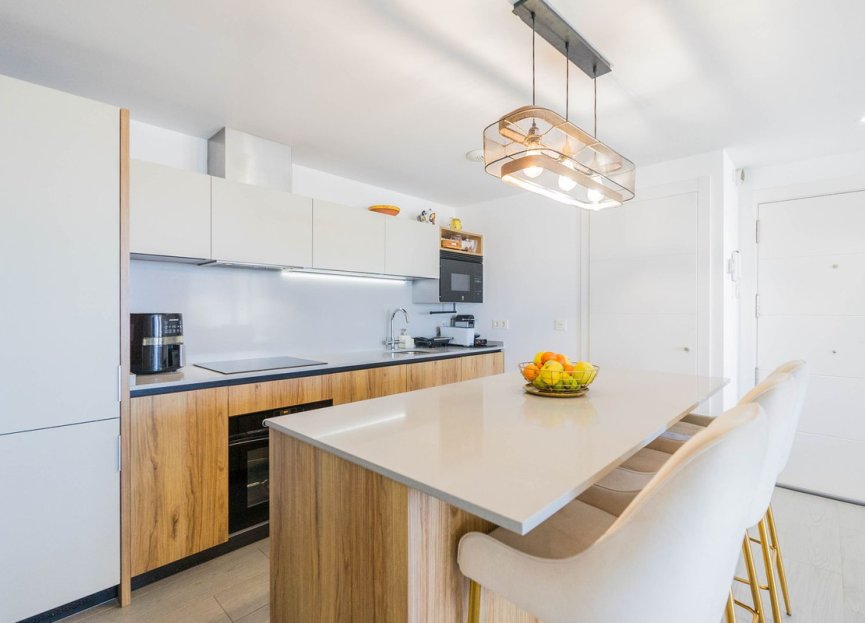 Resale - Apartment - Middle Floor Apartment - Fuengirola - Fuengirola Centro