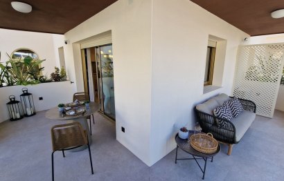 Resale - Apartment - Middle Floor Apartment - Marbella - Nueva Andalucia