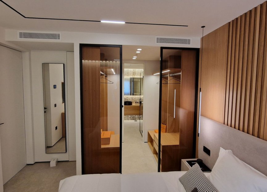 Resale - Apartment - Middle Floor Apartment - Marbella - Nueva Andalucia