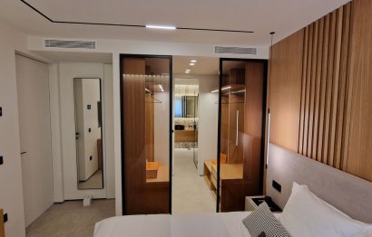 Resale - Apartment - Middle Floor Apartment - Marbella - Nueva Andalucia