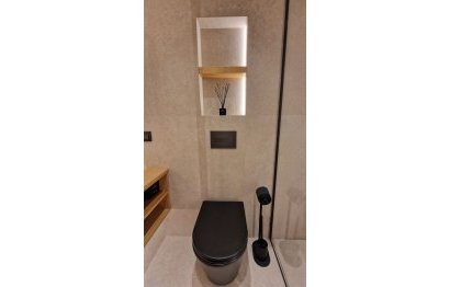 Resale - Apartment - Middle Floor Apartment - Marbella - Nueva Andalucia