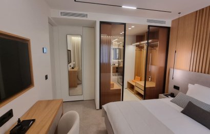 Resale - Apartment - Middle Floor Apartment - Marbella - Nueva Andalucia