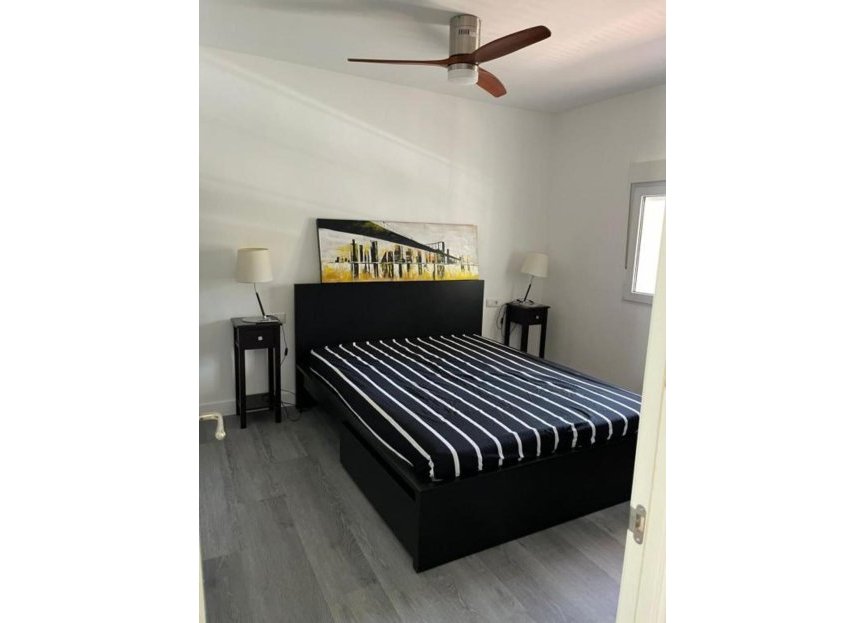 Resale - Apartment - Middle Floor Apartment - Marbella - Nueva Andalucia