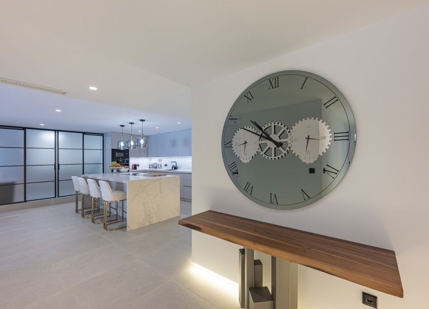 Resale - Apartment - Middle Floor Apartment - Marbella - Marbella Centro