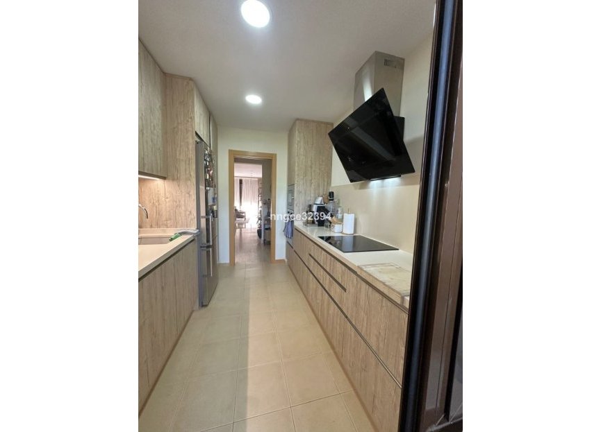 Resale - Apartment - Penthouse - Estepona - Estepona Centro