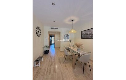 Resale - Apartment - Penthouse - Estepona - Estepona Centro