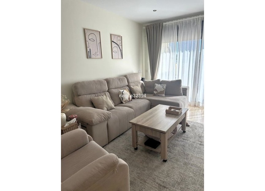 Resale - Apartment - Penthouse - Estepona - Estepona Centro