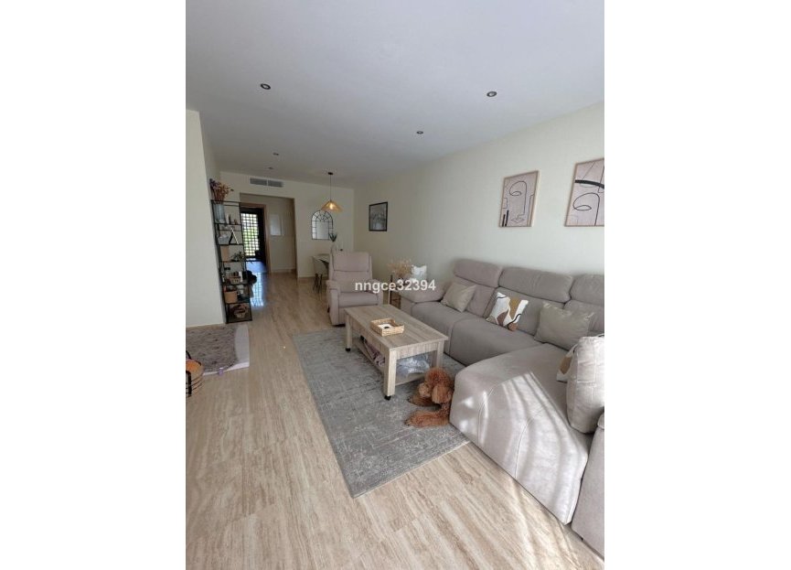 Resale - Apartment - Penthouse - Estepona - Estepona Centro