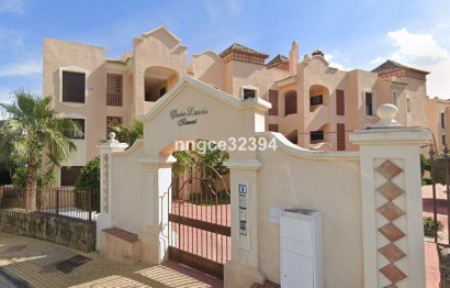 Resale - Apartment - Penthouse - Estepona - Estepona Centro