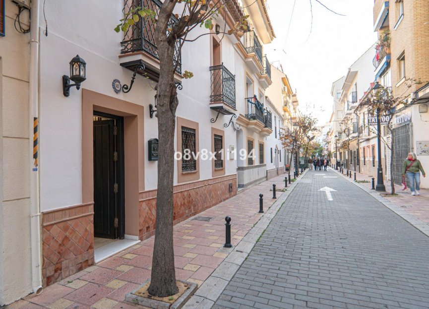 Resale - House - Detached Villa - Fuengirola - Fuengirola Centro