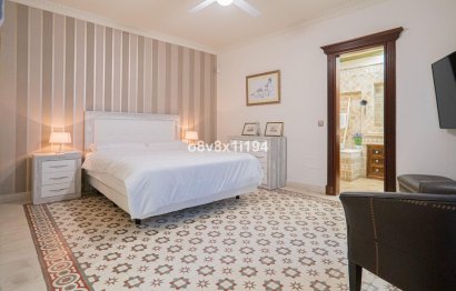Resale - House - Detached Villa - Fuengirola - Fuengirola Centro