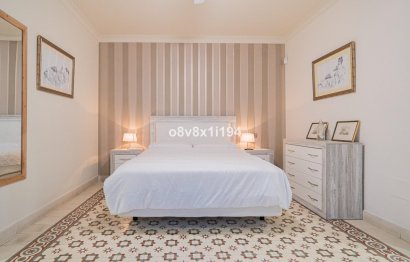 Resale - House - Detached Villa - Fuengirola - Fuengirola Centro