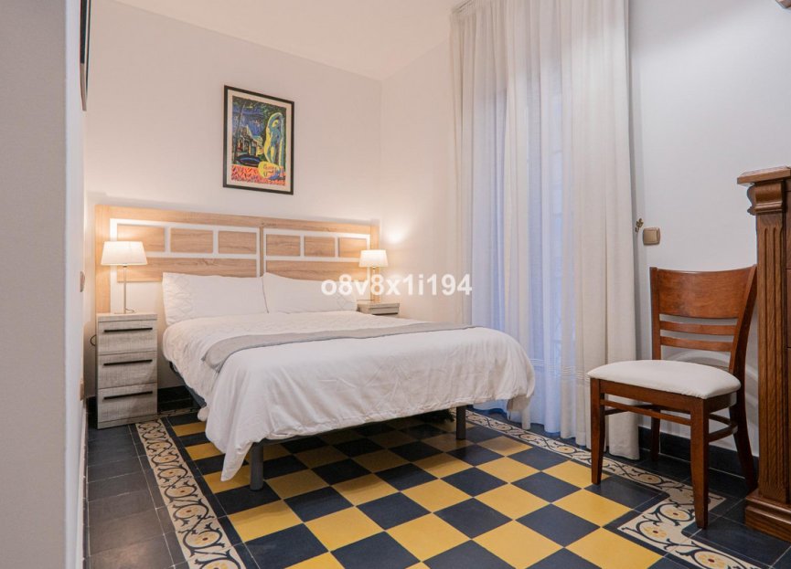 Resale - House - Detached Villa - Fuengirola - Fuengirola Centro