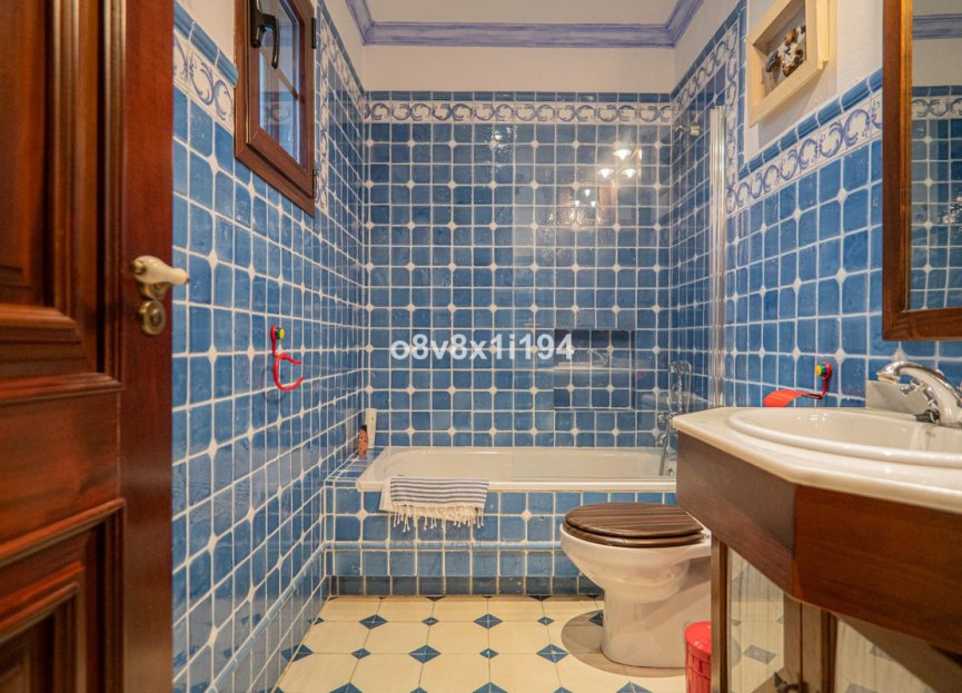 Resale - House - Detached Villa - Fuengirola - Fuengirola Centro