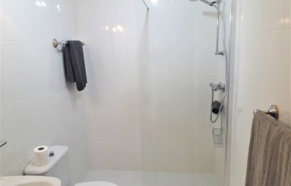 Resale - Apartment - Middle Floor Apartment - Estepona - Atalaya