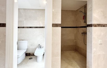 Resale - Apartment - Penthouse - Marbella - Nueva Andalucia