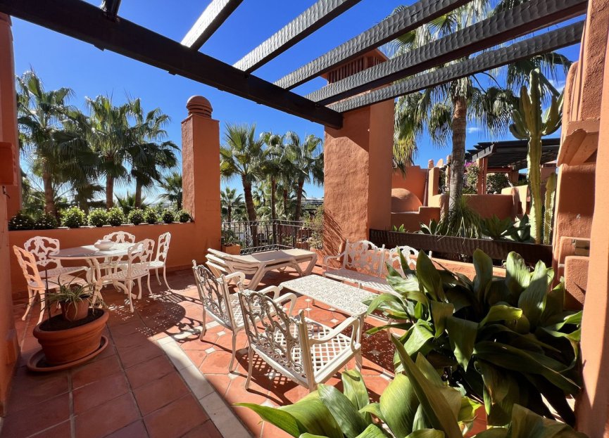 Resale - Apartment - Penthouse - Marbella - Nueva Andalucia