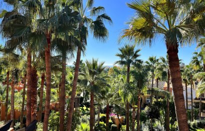 Resale - Apartment - Penthouse - Marbella - Nueva Andalucia