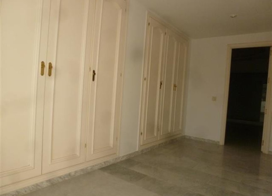 Resale - Apartment - Penthouse - Marbella - Guadalmina Baja