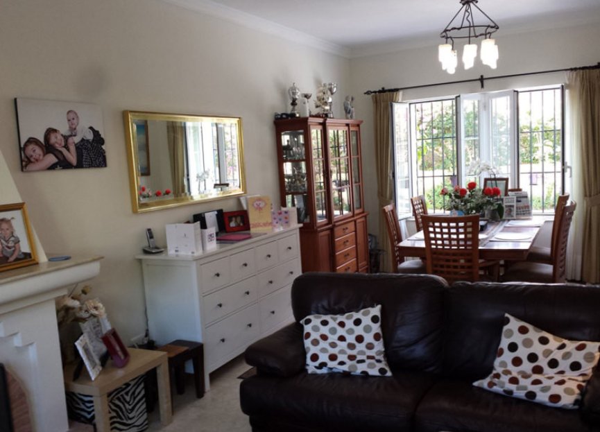 Resale - House - Townhouse - Marbella - Elviria