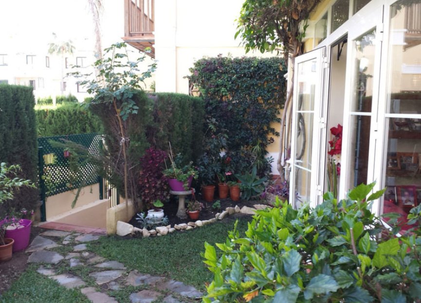 Resale - House - Townhouse - Marbella - Elviria