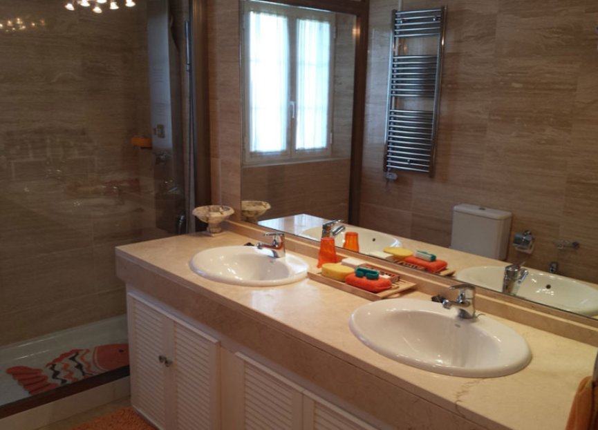 Resale - House - Townhouse - Marbella - Elviria