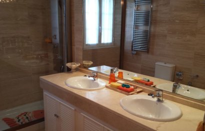 Resale - House - Townhouse - Marbella - Elviria