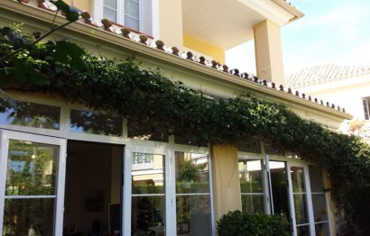 Resale - House - Townhouse - Marbella - Elviria