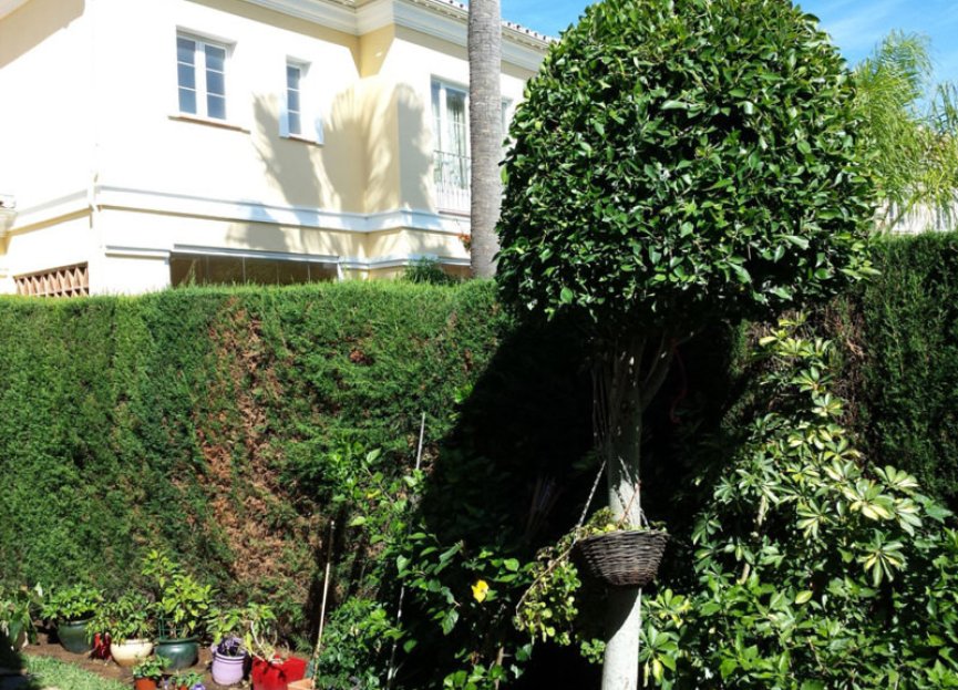 Resale - House - Townhouse - Marbella - Elviria