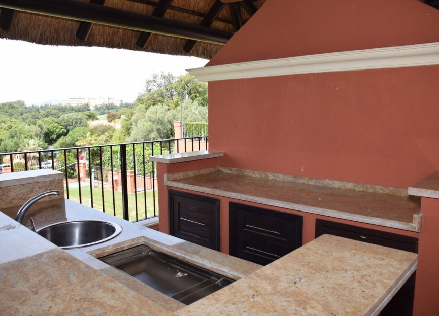 Resale - House - Detached Villa - Marbella - Santa Clara