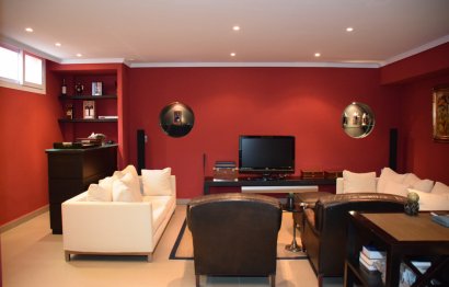 Resale - House - Detached Villa - Marbella - Santa Clara