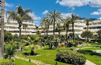 Resale - Apartment - Middle Floor Apartment - Marbella - Puerto Banús