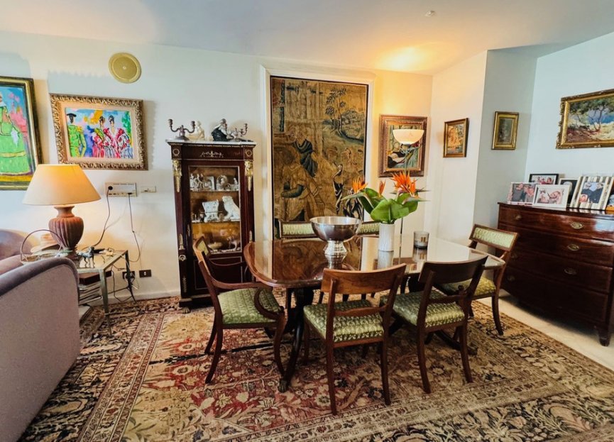 Resale - Apartment - Middle Floor Apartment - Marbella - Puerto Banús