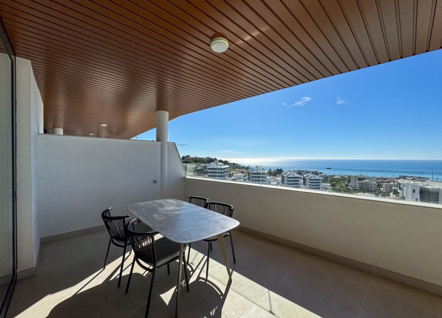 Resale - Apartment - Middle Floor Apartment - Fuengirola - Higueron