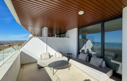 Resale - Apartment - Middle Floor Apartment - Fuengirola - Higueron