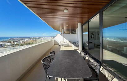 Resale - Apartment - Middle Floor Apartment - Fuengirola - Higueron